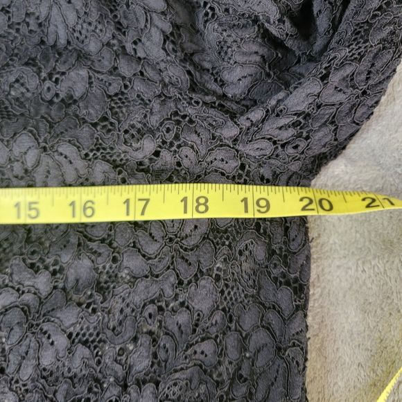 Zara Woman Long Lace Sweatshirt V Neck  Black White Long Sleeve‎ Size XS - Picture 6 of 6